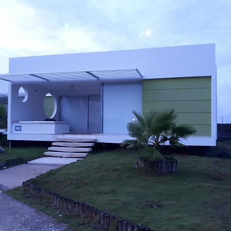 Cabana Puerto Velero Puerto Caiman Exterior photo
