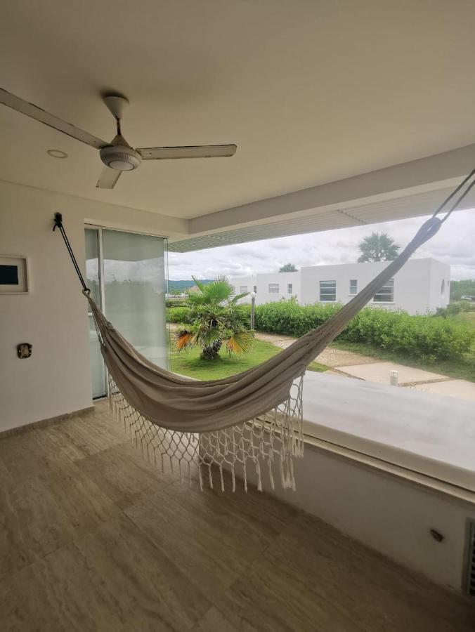 Cabana Puerto Velero Puerto Caiman Exterior photo
